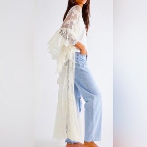 Free People Barbara Tiered Lace Kimono/Duster - Never worn - With Tags